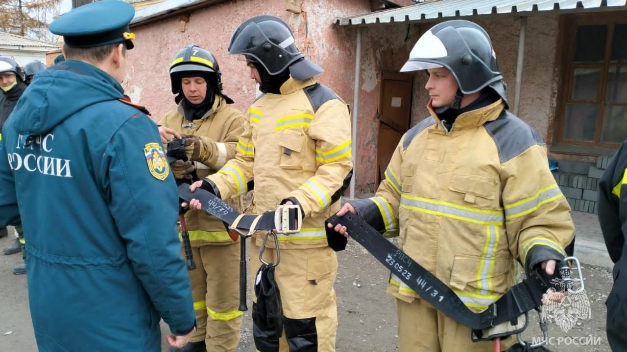 Местный пожарно-спасательный гарнизон проверили в городе Билибино |  22.09.2023 | Анадырь - БезФормата